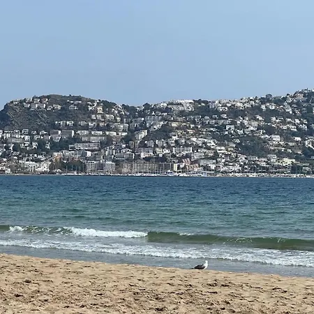 Piso Vista Mar Al Lado De Playa *